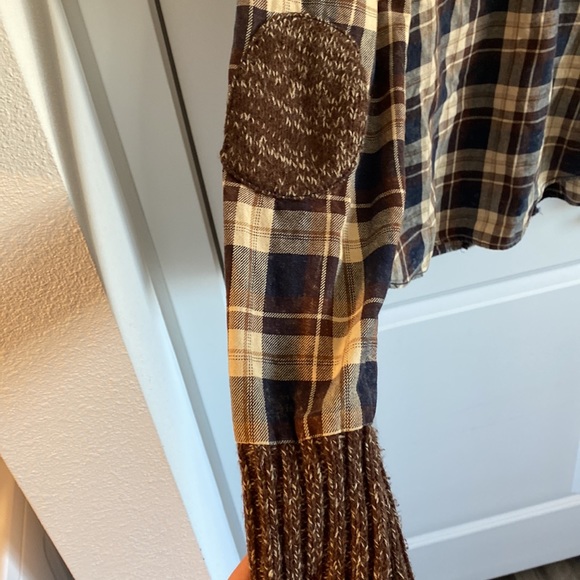 COPY - BKE plaid Button down shirt - Picture 4 of 4